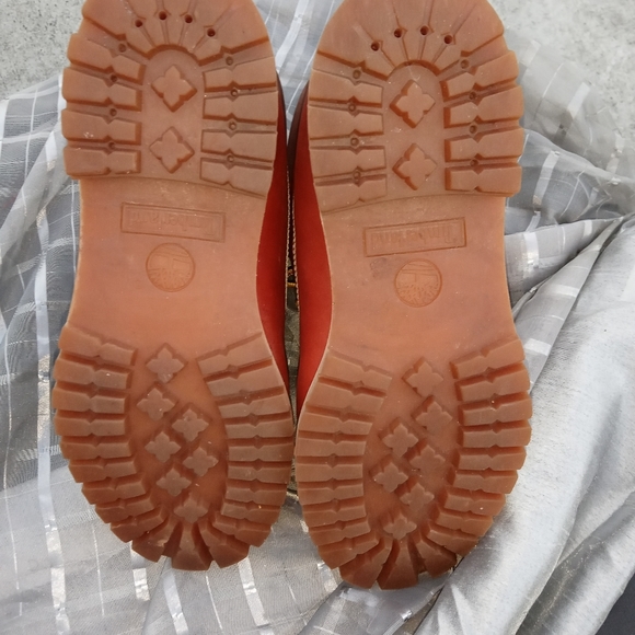 Timberlands - Picture 3 of 3